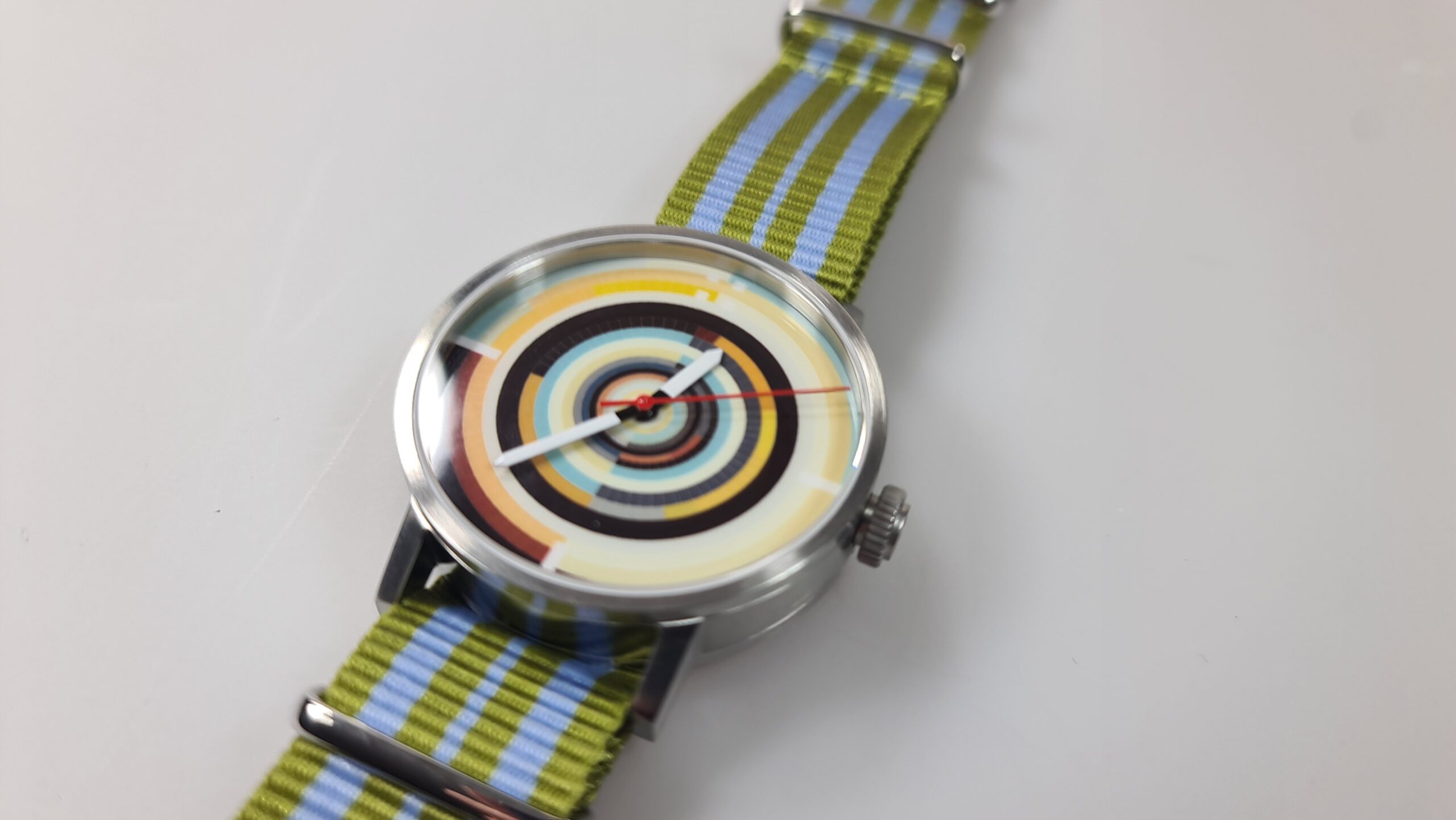 Concentric Automatic A50 – Colorful Art Piece & Unique Gift - Image 6